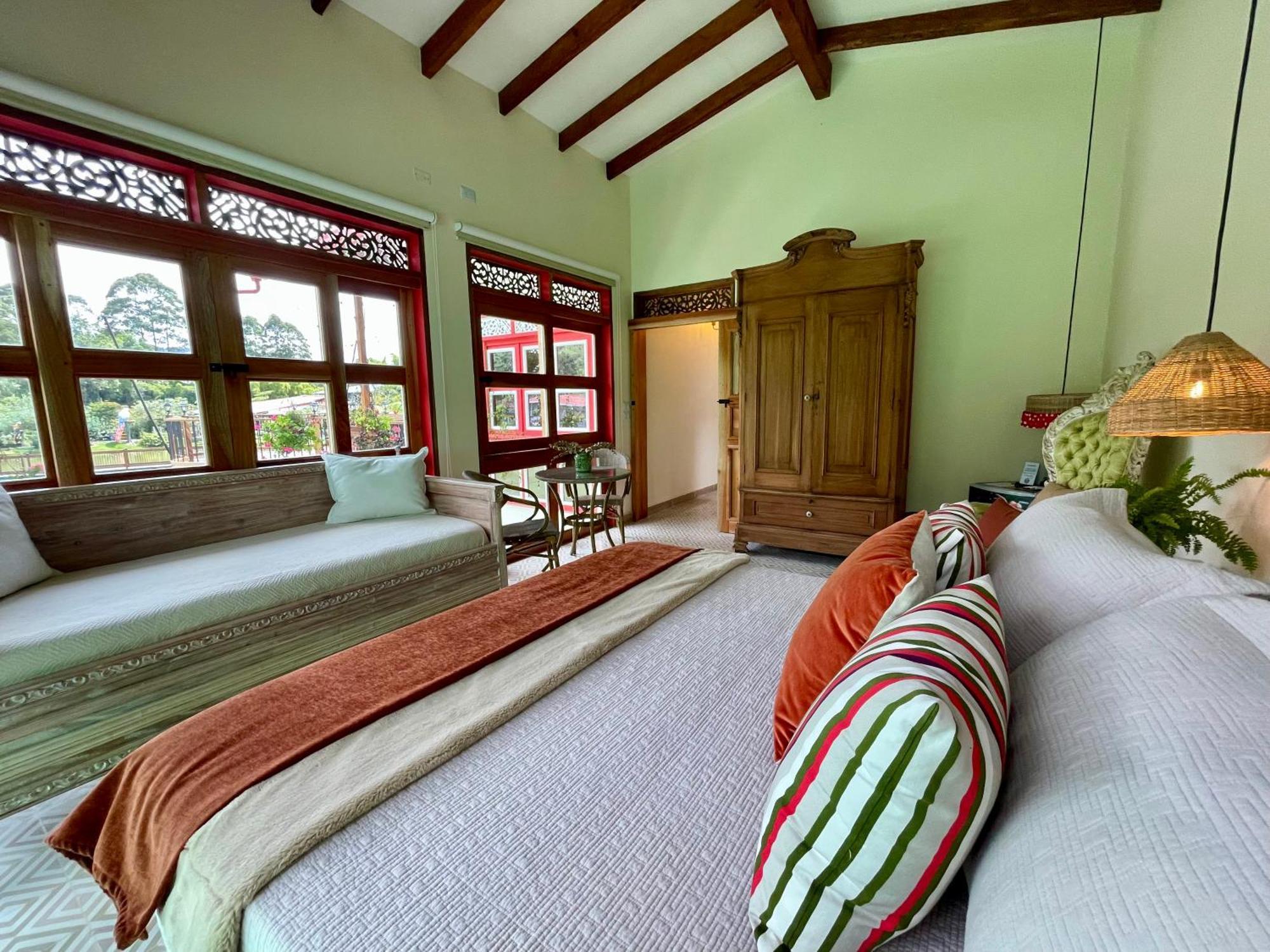 Hotel Lago Valdivia Jardín Zewnętrze zdjęcie